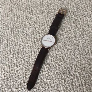 Daniel Wellington Classy York Crystal Watch